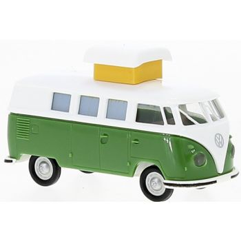 VW T1b Camper mit geöffnetem Hubdach, Baujahr 1960