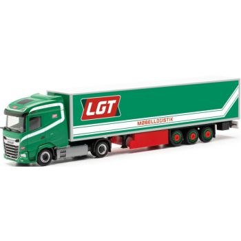 DAF XG Koffer-Sattelzug, LGT Logistics - Horsens, Dänemark