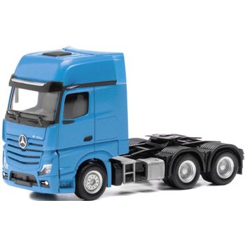 Mercedes-Benz Actros L Gigaspace Zugmaschine 3achs (6x4), lichtblau
