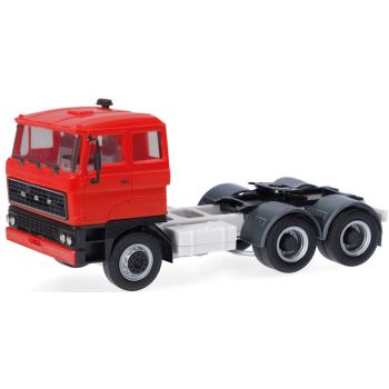 DAF 2800 Zugmaschine 3achs, rot, mit neuem Kühlergrill