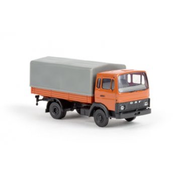DAF F 900 Pritsche/Plane, orange