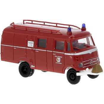 Mercedes-Benz LF 318 LF8 der Feuerwehr Gundelfingen, Bayern