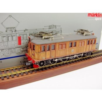 E-Lok Typ D 109 der SJ, Schwedische Holzlok, kleine Warntafeln (kreuzweise ineinander gesteckt),