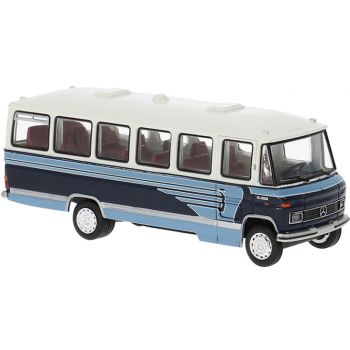 Mercedes-Benz O 309 Kleinomnibus, in weiß/blau, Baujahr 1968