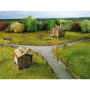 2 Stadel mit Zaun Sertig Spur N