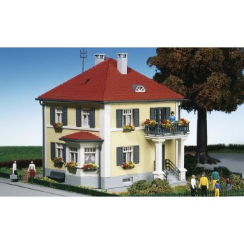 Wohnhaus Pappelweg - Bausatz, L 10 x B 13 x H 14,5 cm