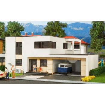 Kubushaus Anna mit Balkon - Polyplate Bausatz, L: 17,7 x B 17,6 x H 7,4 cm