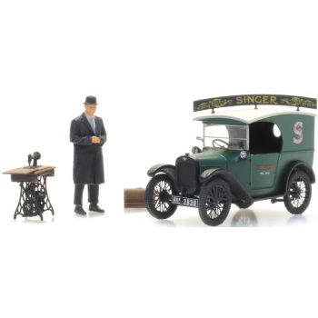 Austin 7, Van Singer und Verkäufer mit Figur