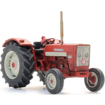 McCornick International 624 Traktor, rot