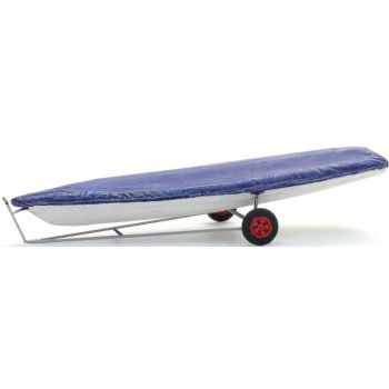 Segelboot Laser auf Anhänger