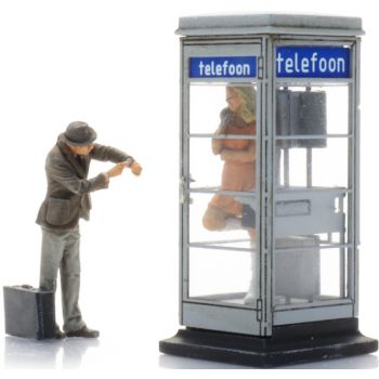 PTT-Telefonzelle 60-70 mit 2 Figuren