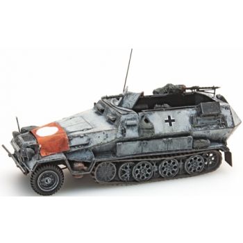 WM Sd. Kfz 251/1B Fahne Wintertarnung