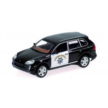 Porsche Cayenne, HIGHWAY Patrol, POLIZEI USA, Maßstab 1:43