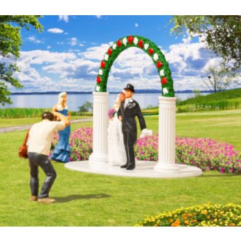 Figuren-Set Brautpaar mit Traubogen