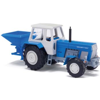 Traktor Fortschritt ZT 303 mit Düngemittelstreuer D 028/4, Baujahr 1967