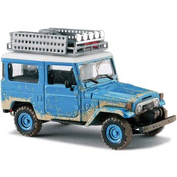 Toyota Land Cruiser J4 Offroad mit Dachträger, blau, Baujahr 1960