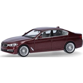 BMW 5er Limousine, aventurinrot metallic