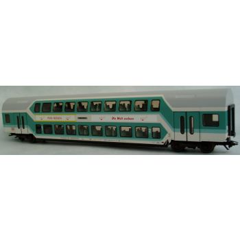 Doppelstockwagen der DB AG, PSW-REISEN Die Welt erobern, Sondermodell mit Werbebedruckung, 1./2.Klasse, 4-achsig, grün/hellgrau