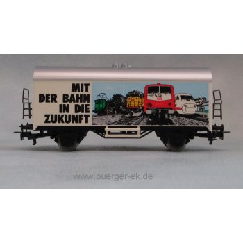 DB - Mit der Bahn in die Zukunft (bunte Abbildung von Lokomotiven)