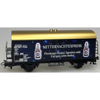 MITTERNACHTEXPRESS. Flensburger Dunkel. Irgendwie mild. Und ganz schön dunkel. Abbildung Bierflasche, goldenes Dach, mit Märklin-Signet