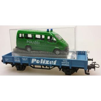 POLIZEI, Niederbordwagen blau, beladen mit Fort Transit Bus Polizei