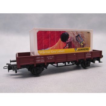 Junkers Wärme fürs Leben, (Niederbordwagen beladen mit bunt bedrucktem Container)