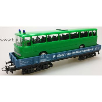 Niederbordwagen 4-achsig, POLIZEI Baden-Württemberg, stahlblau, beladen mit Setra Omnibus der Polizei