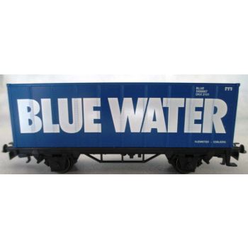 BLUE WATER, (blauer Containerwagen mit geriffelten Seitenwänden)