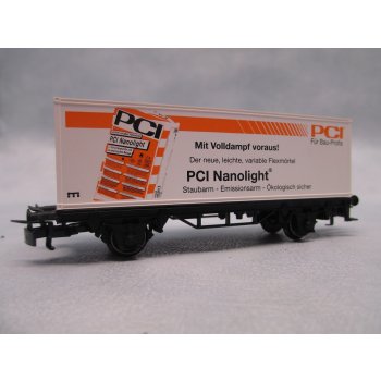 PCI Die Bau Profis Nanolight - Mit Volldampf voruas! Der neue, leichte variable Flexmörtel, (Containerwagen mit gladtten Seitenwänden)