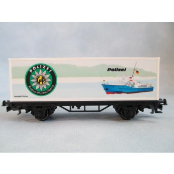 POLIZEI Baden-Württemberg (bunte Abbildung eines Schiffes der Wasserschutzpolizei), (Containerwagen mit glatten Seitenwänden)