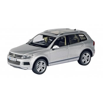 VW Touareg 2010, eissilber