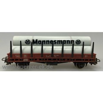 Mannesmann, Rungenwagen beladen mit 3 grau Großröhren, steckbare Rungen