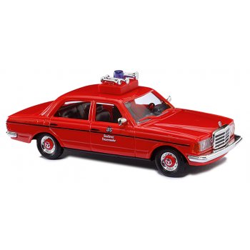Mercedes-Benz W123 Limousine, Feuerwehr Berlin, rot