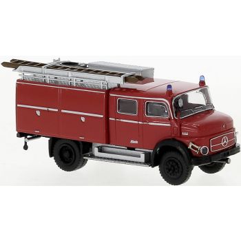 Mercedes-Benz LAF 1113, TLF 16, Feuerwehr in früher roter Farbgebung, Baujahr 1970