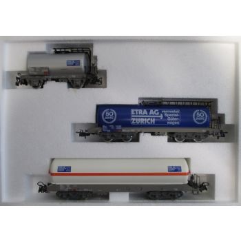 ETRA-Kesselwagenpackung I, 1 Kesselwagen Etra 2achsig silbern, 1 Kesselwagen Etra 4achsig blau 50 Jahre, 1 Kesselwagen Etra 4achsig weiß,