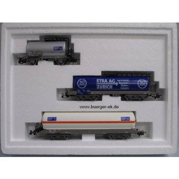 ETRA-Kesselwagenpackung I, 1 Kesselwagen Etra 2achsig silbern, 1 Kesselwagen Etra 4achsig blau 50 Jahre, 1 Kesselwagen Etra 4achsig weiß,