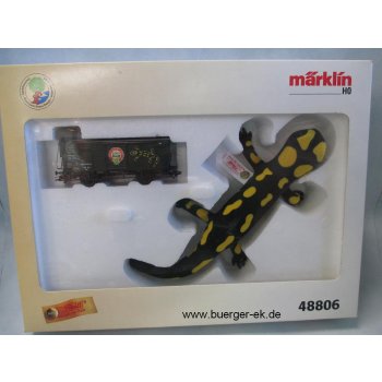 Steiff Wagenpackung: 1 Gedeckter Güterwagen mit Bremserhaus Steiff Original Marke und einem Feuersalamander aus Trevirasamt von Steiff 22 cm lang