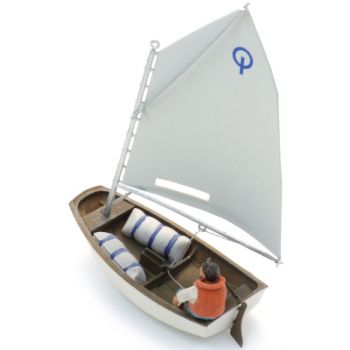 Segelboot Optimist, Bausatz
