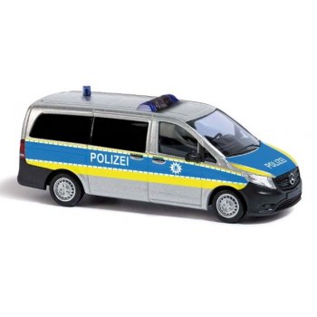 Mercedes-Benz Vito, Polizei Bremerhaven, silber/blau mit leuchtgelben Warnstreifen, Baujahr 2014