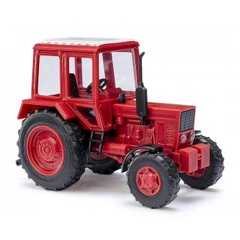 Belarus MTS-82, Traktor mit eingebauten Schweinwerfern