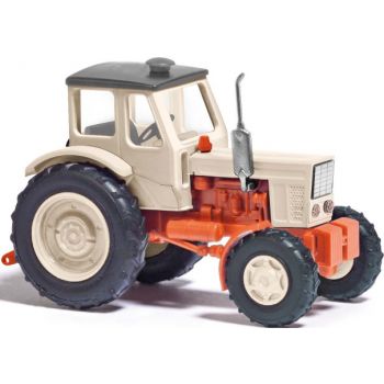 Belarus MTS-52, Traktor Exportausführung, Baujahr 1965