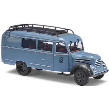 Robur Garant K 30 Kombiwagen mit Dachträger, Leuna Werke, Baujahr 1957