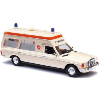 Mercedes-Benz VF 123 Miesen, Malteser Hamburg, Baujahr 1977