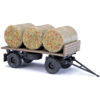IFA HW 60 Anhänger beladen mit Strohballen, Niederdruckbereifung, Baujahr 1987