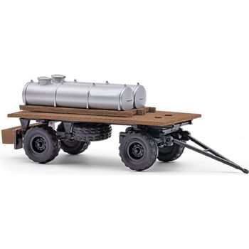 IFA HW 60 Anhänger ND, beladen mit Wasserfässern, Baujahr 1987