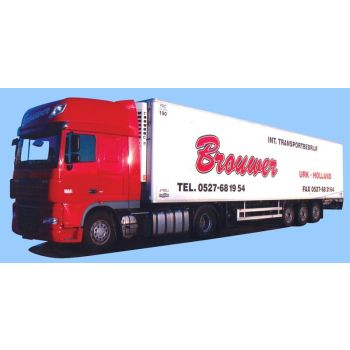 DAF XF 105 SSC Aerop., Kühlkoffersattelzug, Brouwer