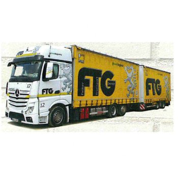 Mercedes-Benz Actros2 Giga, Gardinen-Jumbo-Tandemkofferhängerzug,  F T G
