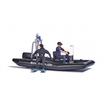 See mit fahrendem Polizeiboot, Polizeischlauchboot mit Fahrer und Taucher, Transmissionsantrieb, Bausatz mit Motor, 14-16 V Wechselspannung, 26x18 cm