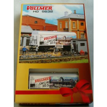 Vollmer Special No5 Hütte und Märklinwagen