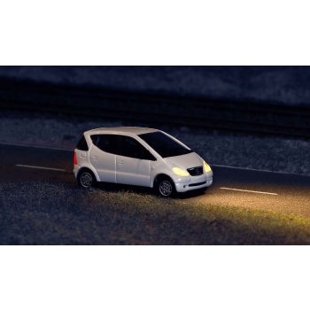 Mercedes-Benz A-Klasse, funktionsfähige Scheinwerfer und Rückleuchten, ELEKTRONIK